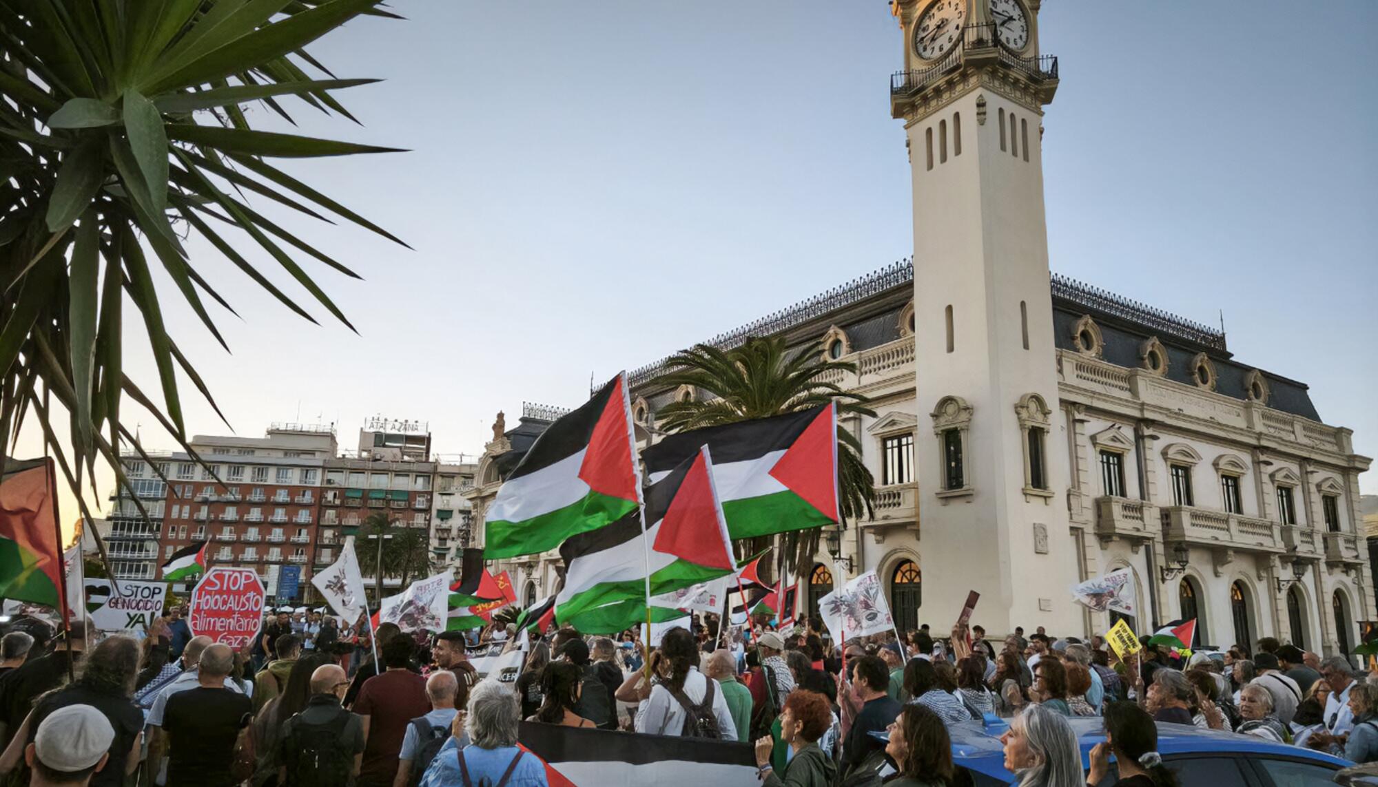Valencia Torre puerto
